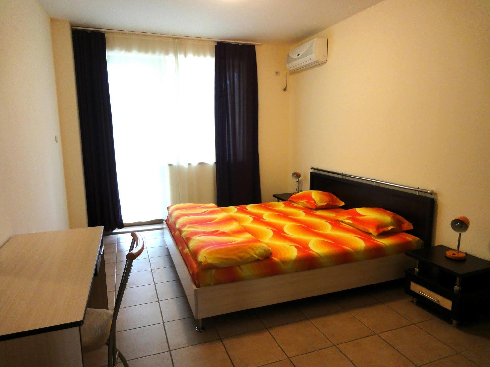 Summer Dreams -Apartcomplex Pantai Sunny Luaran gambar