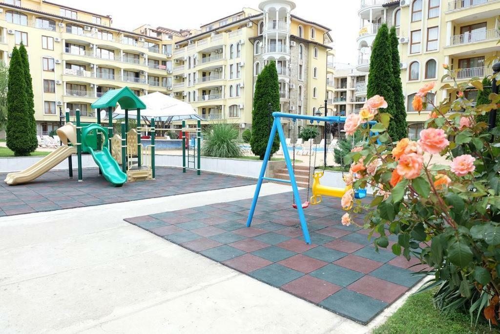 Summer Dreams -Apartcomplex Pantai Sunny Luaran gambar